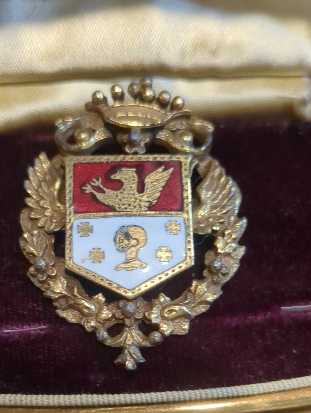 Vintage Coro Coat Of Arms Gold Crest Heraldic Brooch with Red and White Enamel